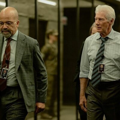 Jeffrey Wright y Richard Gere en Capítulo 2 titulado 'Wooden Duck' de 'La agencia'