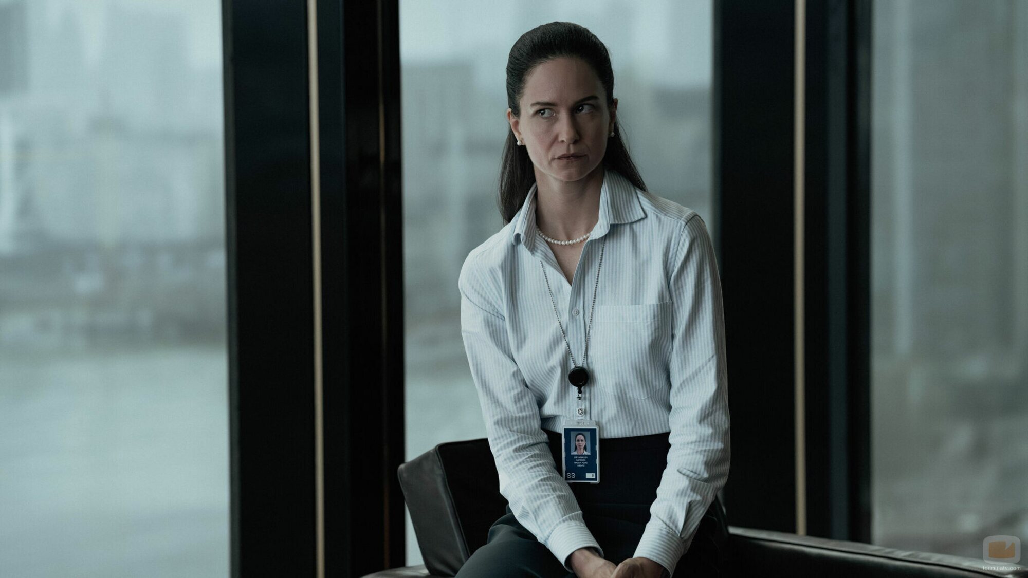 Katherine Waterston en el 1x07 de 'La agencia'