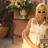 Kristen Wiig en 'Maxine agita el avispero' de 'Palm Royale'