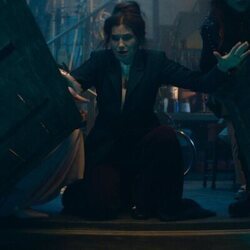 Kathryn Hahn en el 1x02 de 'Agatha: Coven of Chaos'