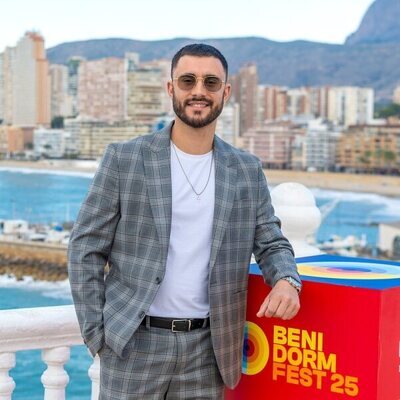 David Afonso posa en la rueda del prensa del Benidorm Fest 2025