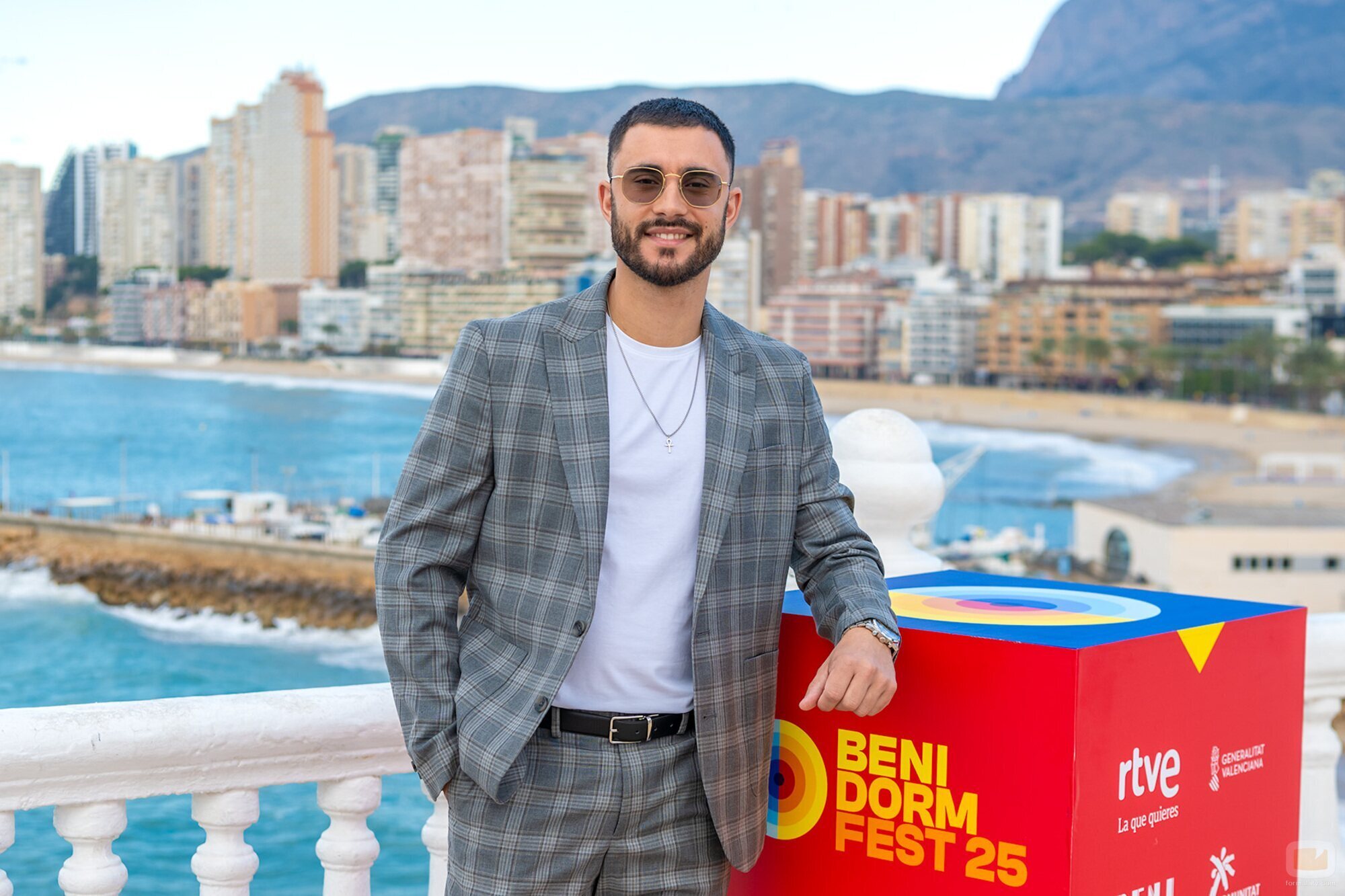 David Afonso posa en la rueda del prensa del Benidorm Fest 2025