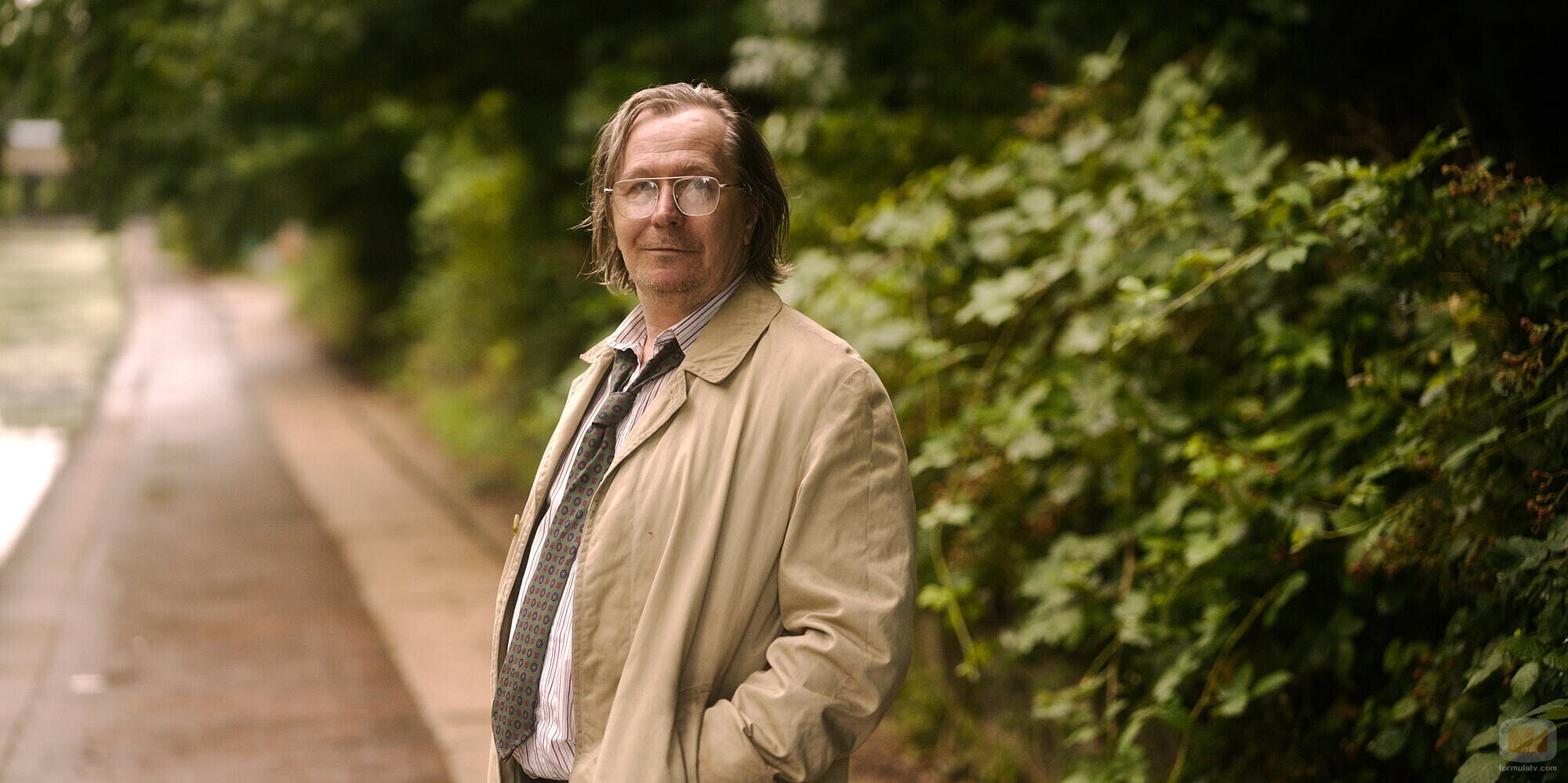 Gary Oldman en 2x01 titulado 'Última parada' de 'Slow Horses'