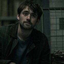 Charlie Rowe en el 3x05 de 'Slow Horses'