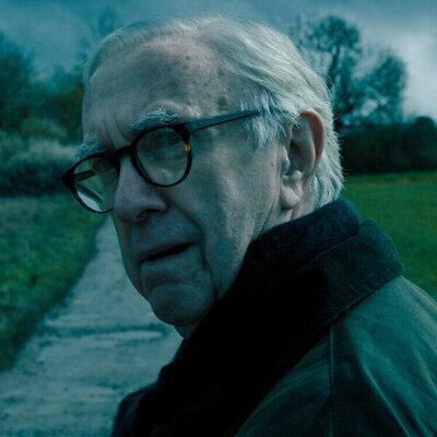 Jonathan Pryce en 4x01 titulado 'Suplantación de identidad' de 'Slow Horses'