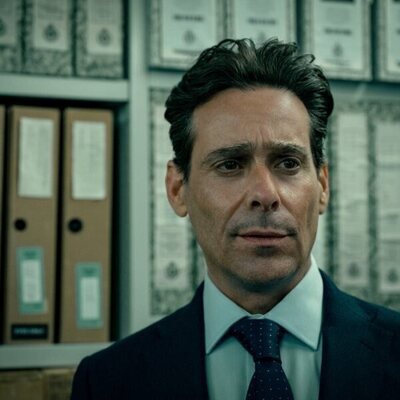 James Callis en Capítulo 3 titulado '¿En qué estás pensando?' de 'Slow Horses'