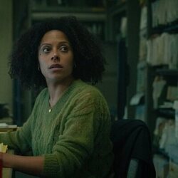 Rosalind Eleazar en 4x03 '¿En qué estás pensando?' de 'Slow Horses'