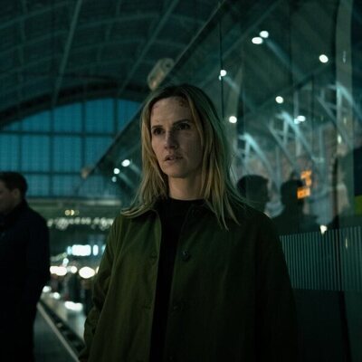 Ruth Bradley en 4x06 'Hola y adiós' de 'Slow Horses'