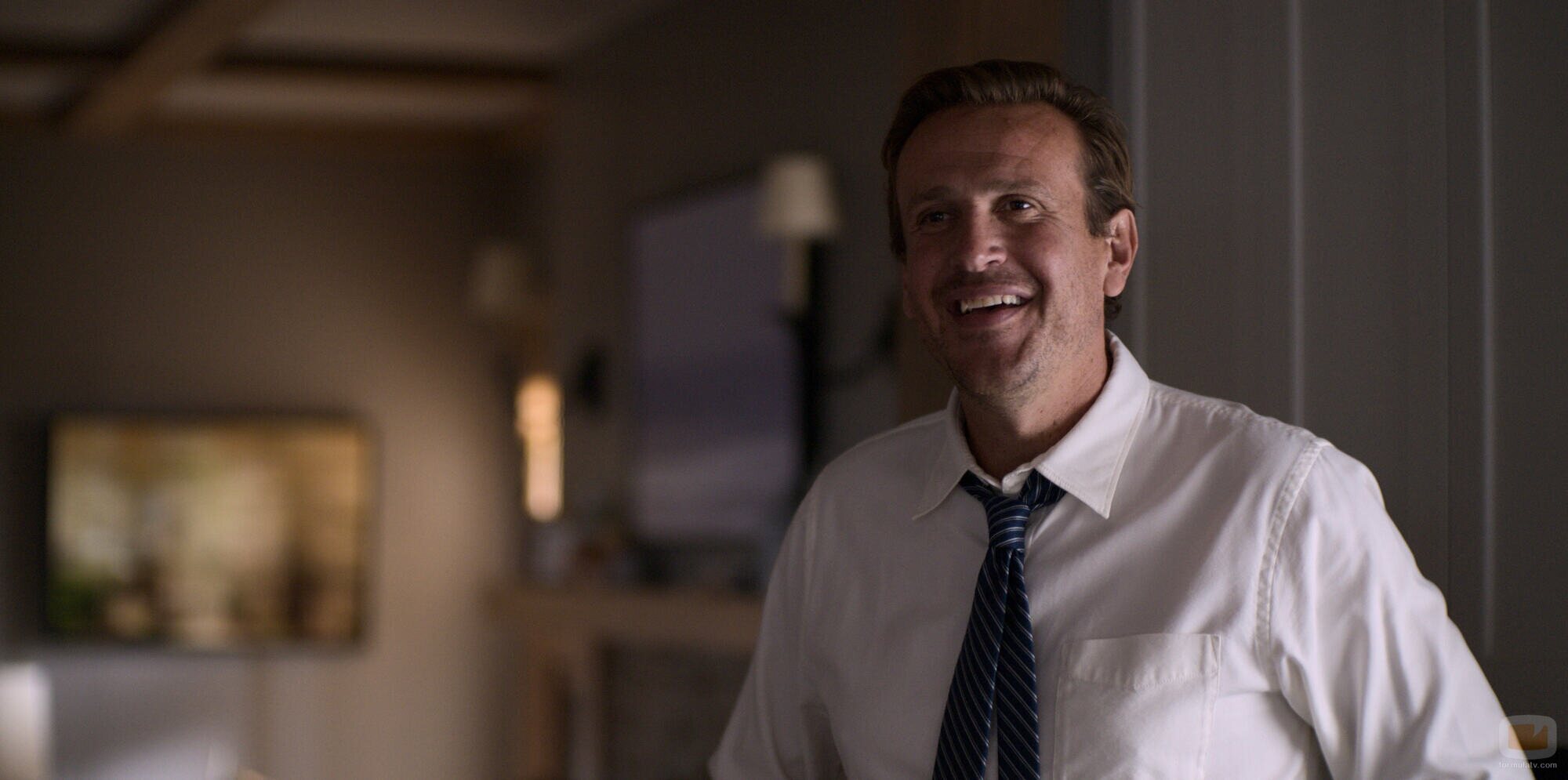 Escena de Jason Segel en el 1x01 de 'Terapia sin filtro'