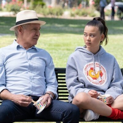 Escena de Harrison Ford y Lukita Maxwell en 'Fortaleza de soledad' de 'Terapia sin filtro'