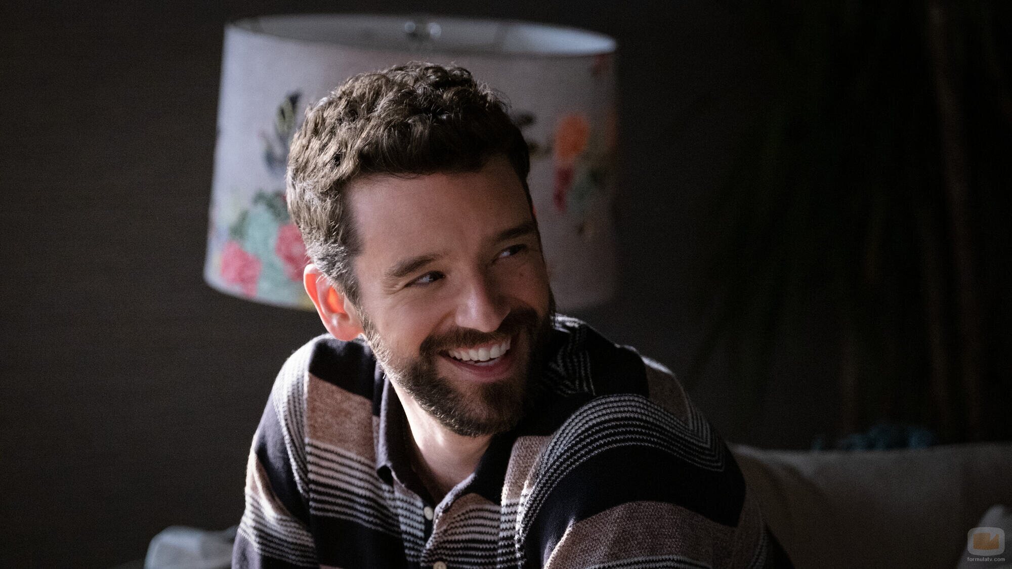 Michael Urie en el 1x05 de 'Terapia sin filtro'