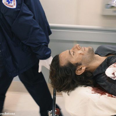 Desmond Hume herido en 'Perdidos'