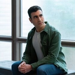 Brett Goldstein en Capítulo 1 titulado 'Jimminear' de 'Terapia sin filtro'