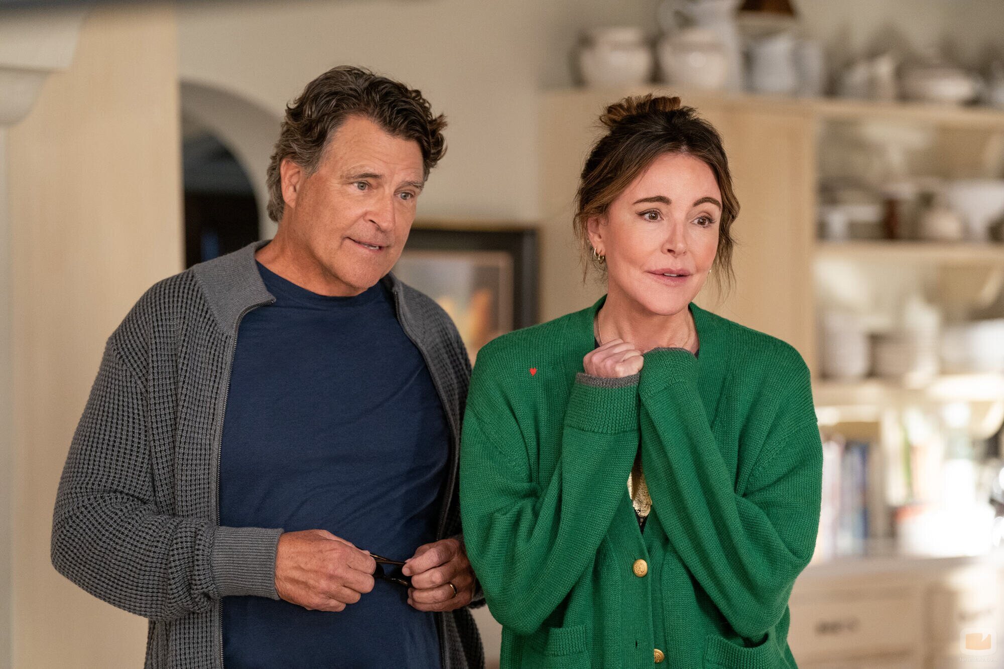 Christa Miller y Ted McGinley en Capítulo 2 titulado 'Me encanta el dolor' de 'Terapia sin filtro'