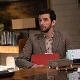 Michael Urie en Capítulo 5 titulado 'Etapa honesta' de 'Terapia sin filtro'