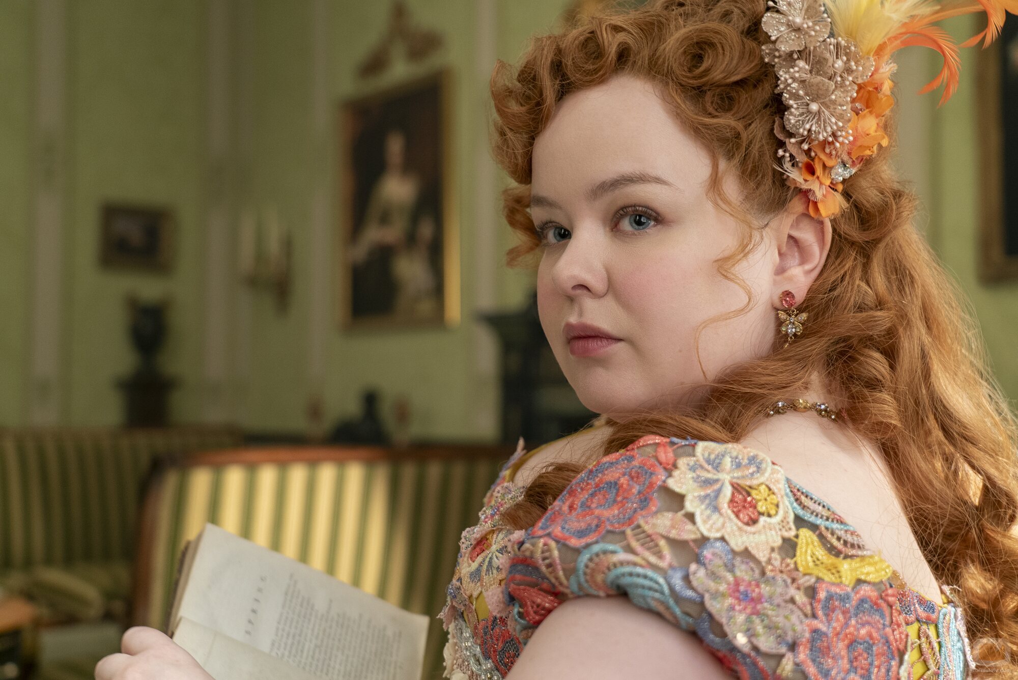 Nicola Coughlan en el 3x01 de 'Bridgerton'