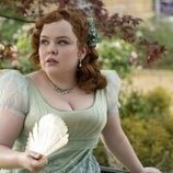 Nicola Coughlan en la temporada 3 y el capítulo 01 de 'Los Bridgerton'