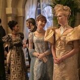 Claudia Jessie y Jessica Madsen en el 'Fuerzas de la naturaleza' de 'Bridgerton'