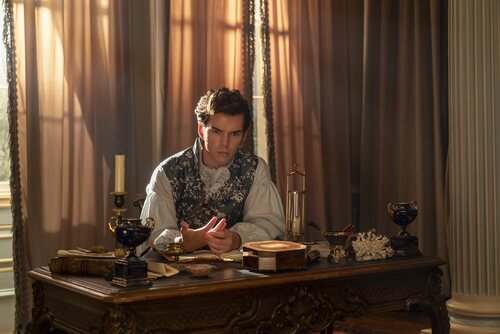 Luke Newton en la temporada 3 y el capítulo 04 de 'Los Bridgerton'
