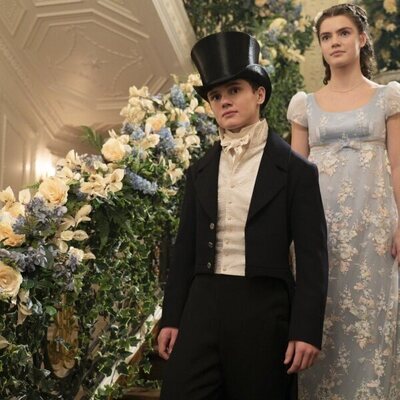 Florence Hunt y Will Tilston en el 'Tic, tac' de 'Bridgerton'
