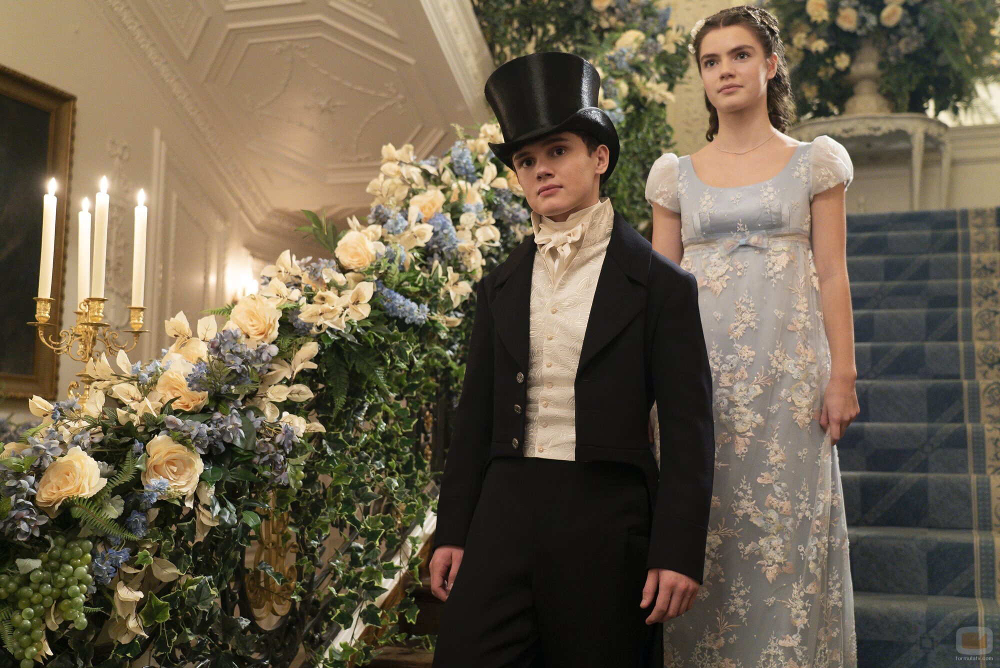 Florence Hunt y Will Tilston en el 'Tic, tac' de 'Bridgerton'