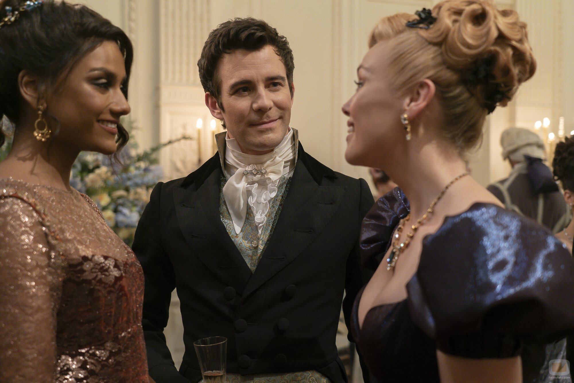 Still de Temporada3 y el capítulo 05 de 'Los Bridgerton'