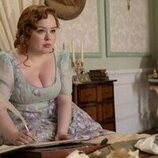 Still de Nicola Coughlan en el 'Seduciendo a Mr. Bridgerton' de 'Bridgerton'