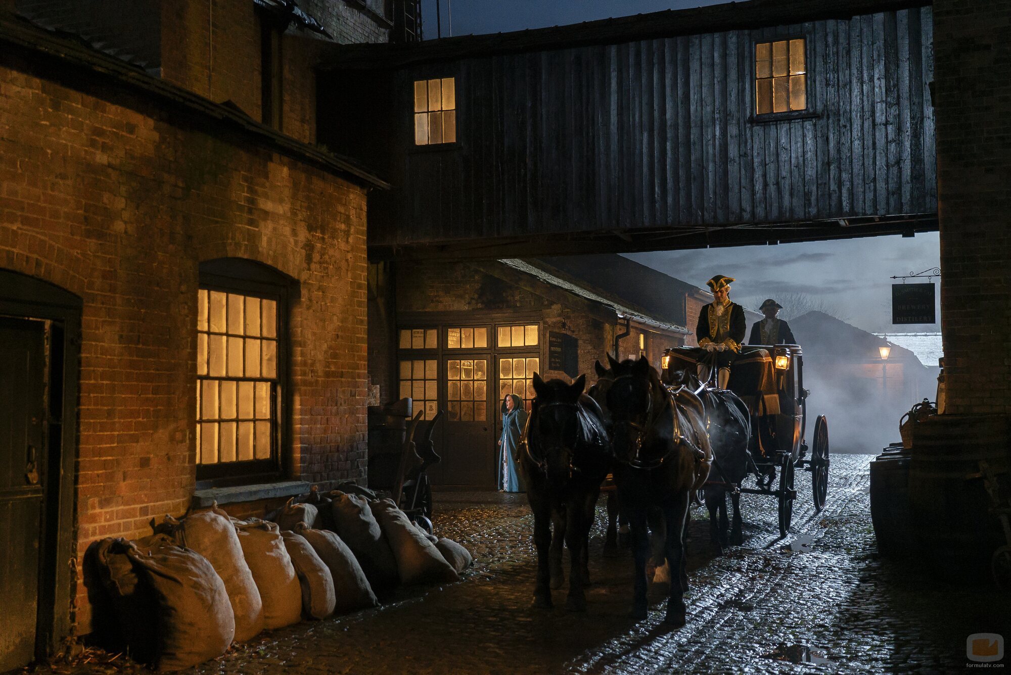 Escena de Nicola Coughlan en el 'Seduciendo a Mr. Bridgerton' de 'Bridgerton'