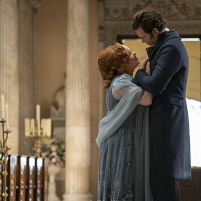 Nicola Coughlan y Luke Newton en el 'Seduciendo a Mr. Bridgerton' de 'Bridgerton'