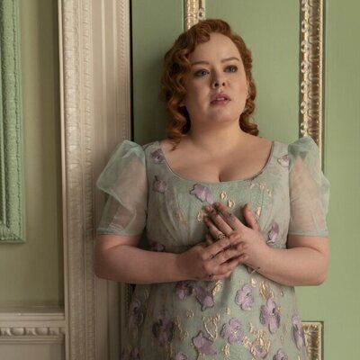 Still de Nicola Coughlan en el 3x06 de 'Bridgerton'