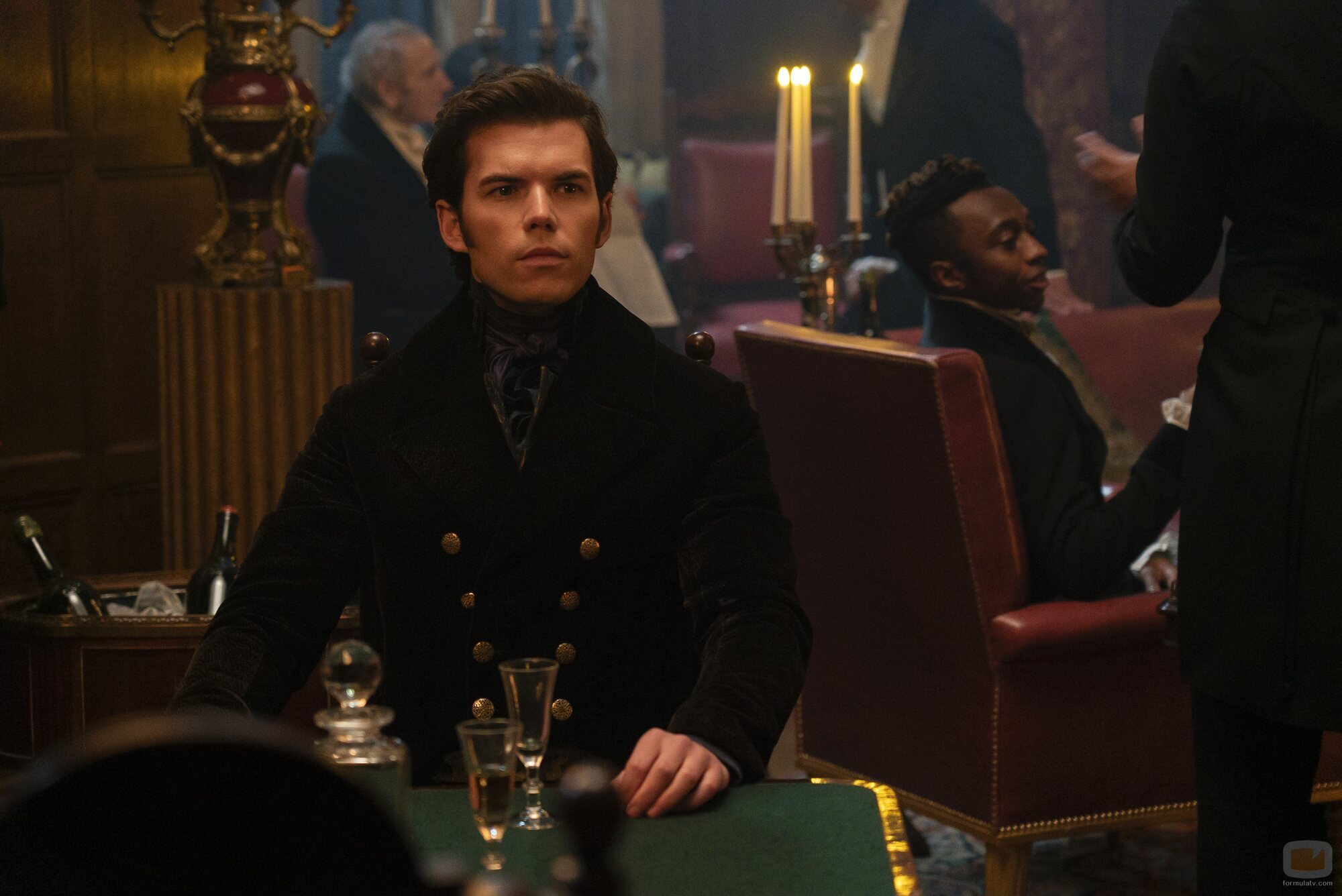 Luke Thompson en el 3x07 de 'Bridgerton'