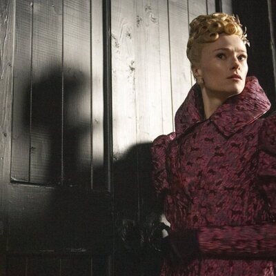 Jessica Madsen en 3x07 'De la mano' de 'Los Bridgerton'