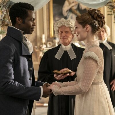 Hannah Dodd y Victor Alli en 3x08 'A las claras' de 'Los Bridgerton'