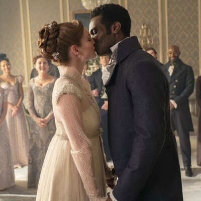 Still de Temporada3 y el capítulo 08 de 'Los Bridgerton'