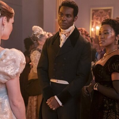 Hannah Dodd y Victor Alli en 3x08 titulado 'A las claras' de 'Los Bridgerton'