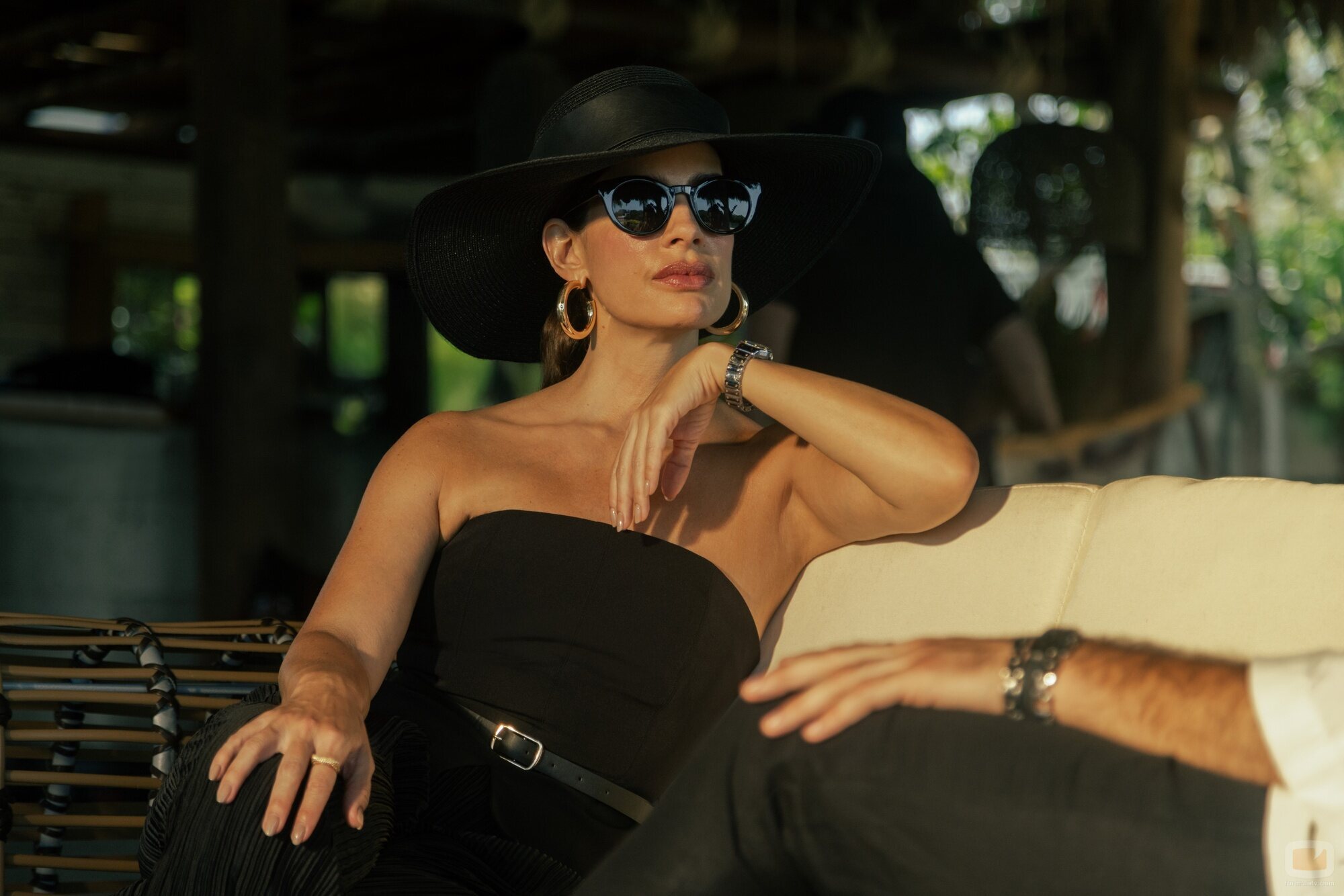 Manuela González en la temporada 2 y el capítulo 02 de 'Perfil Falso'