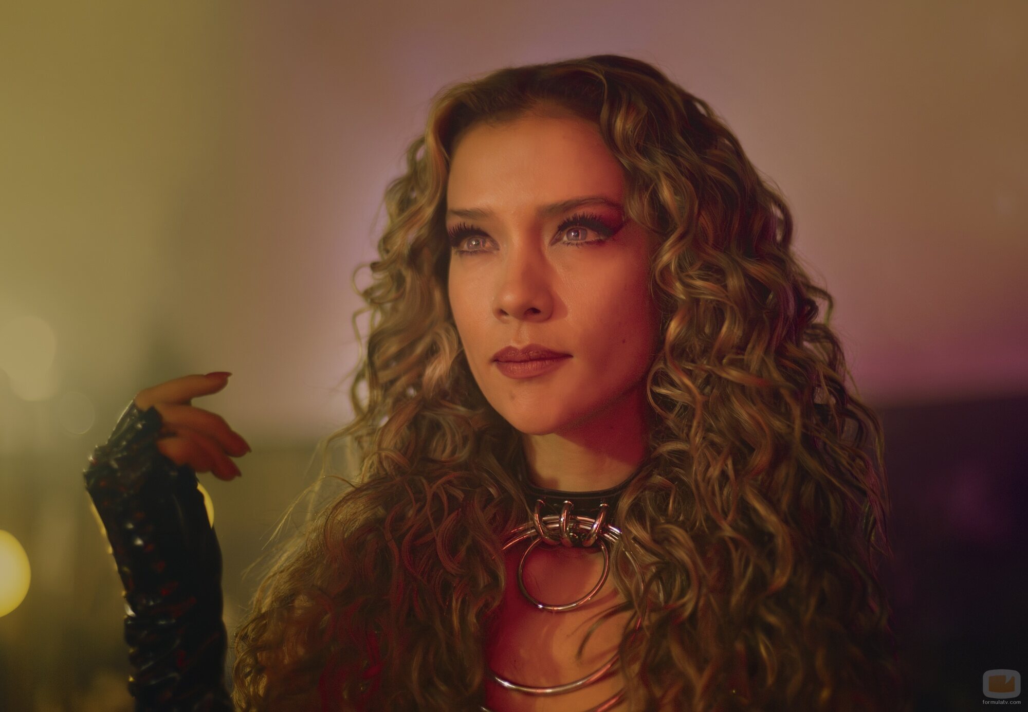 Carolina Miranda en 2x06 titulado 'La chica que sabía demasiado' de 'Perfil Falso'