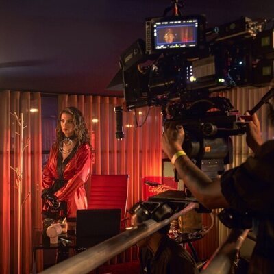 Imagen de Carolina Miranda en 2x06 titulado 'La chica que sabía demasiado' de 'Perfil Falso'