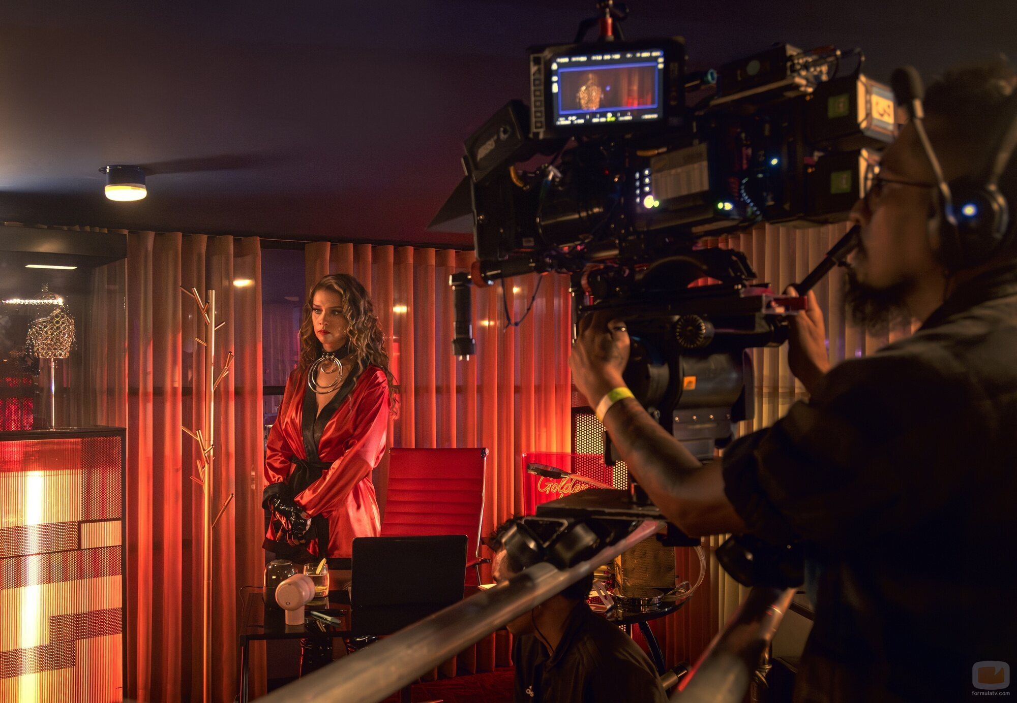 Imagen de Carolina Miranda en 2x06 titulado 'La chica que sabía demasiado' de 'Perfil Falso'