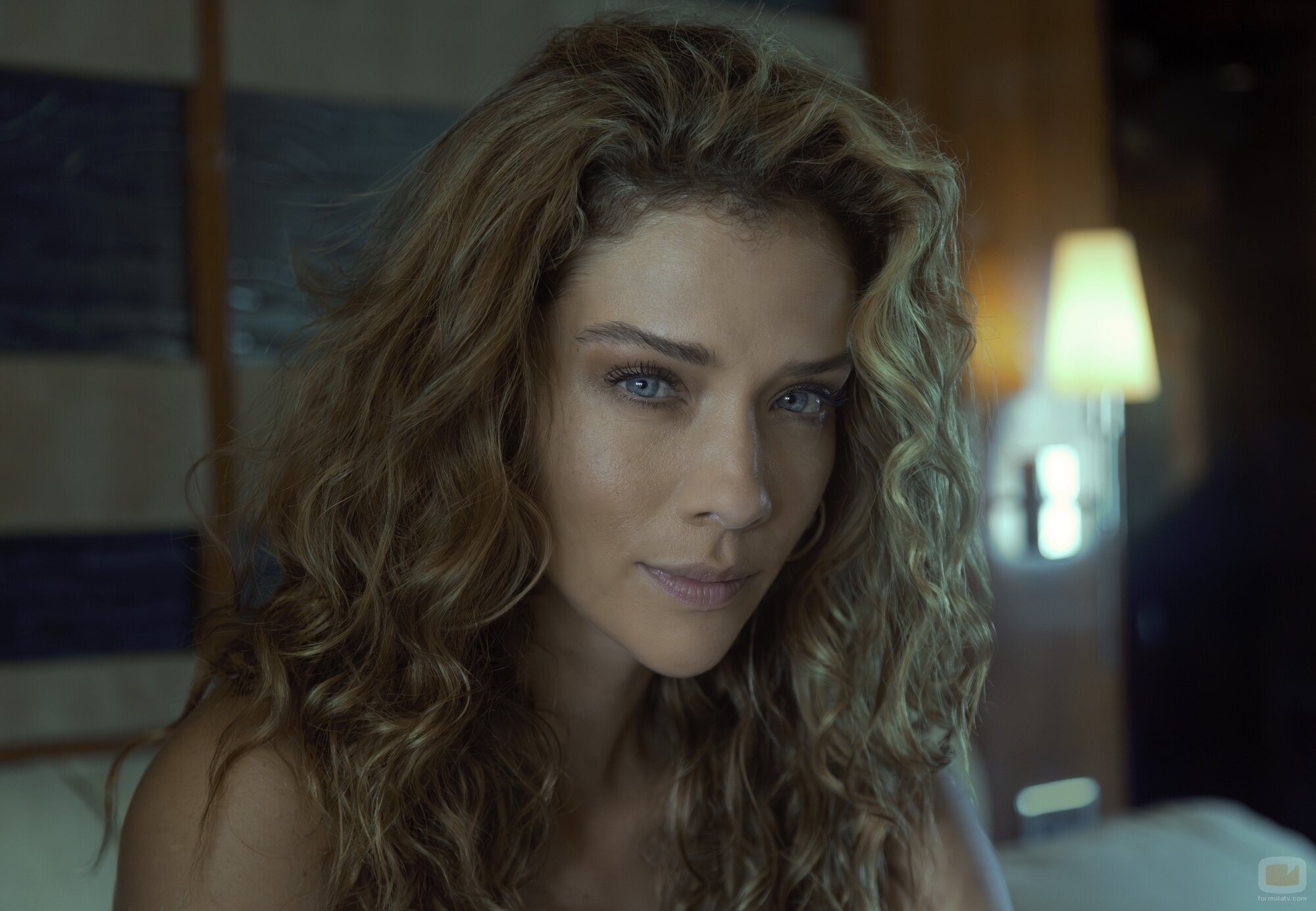 Carolina Miranda en Capítulo 10 titulado 'La sangre y la esperanza' de 'Perfil Falso'