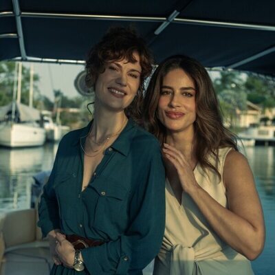 Lidia San José y Manuela González en la temporada 2 y el capítulo 07 de 'Perfil Falso'