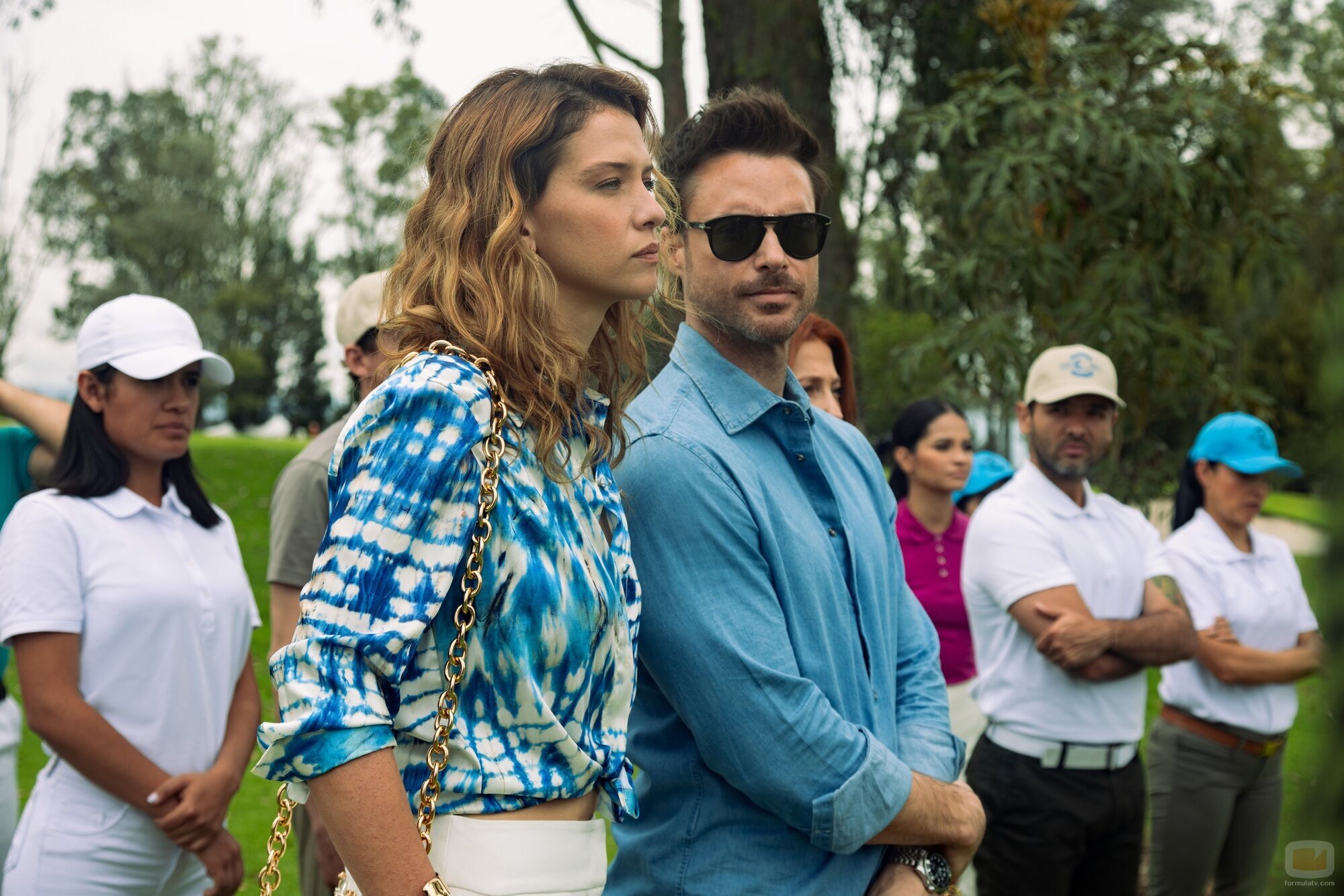Carolina Miranda y Rodolfo Salas en 2x09 'La muerte juega al golf' de 'Perfil Falso'