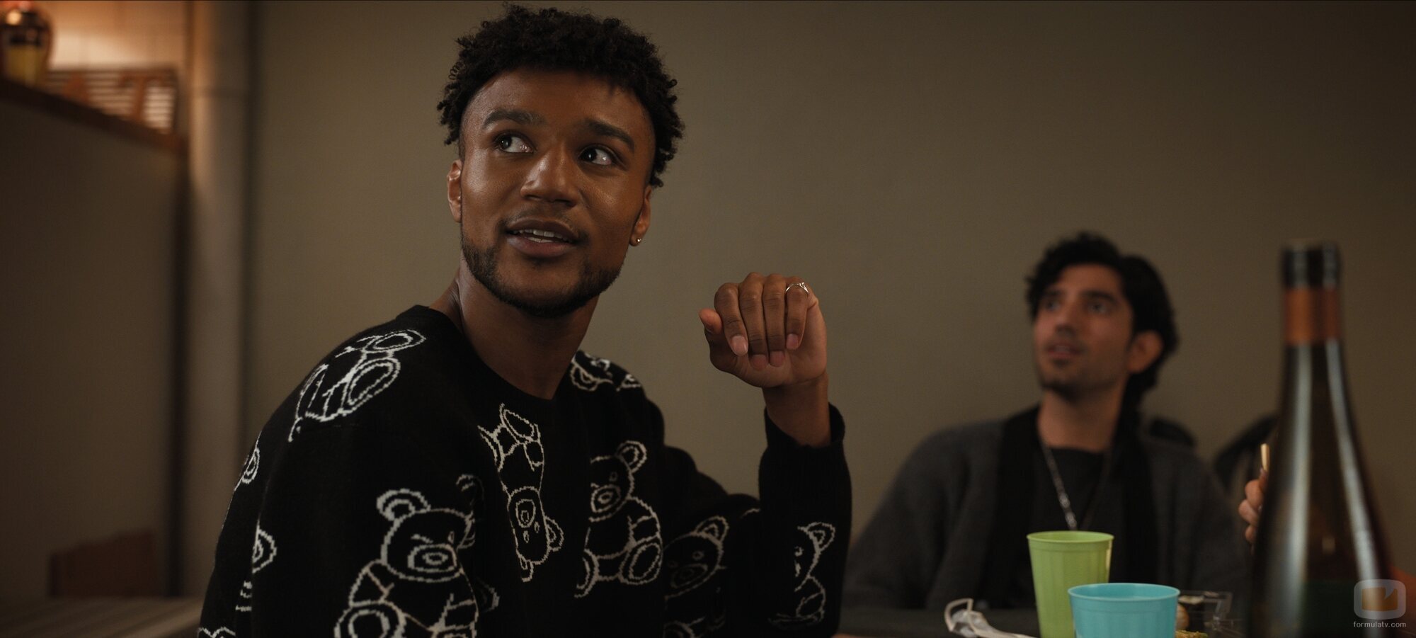 Omar Maskati en 2x04 titulado 'Y.L.N.T.D.C.C.' de 'El nuevo empleado'