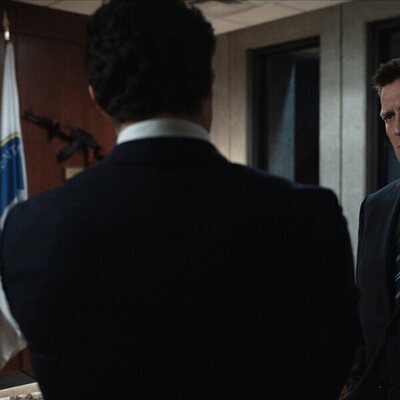 Nathan Fillion y Vondie Curtis-Hall en la temporada 2 y el capítulo 04 de 'El nuevo empleado'