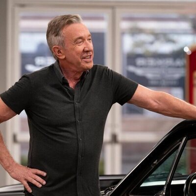 Imagen de Tim Allen en 'Restoration' de 'Shifting Gears'