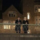 Gavin Leatherwood y Reneé Rapp en 'Bienvenidos a la Universidad de Essex' de 'La vida sexual de las universitarias'