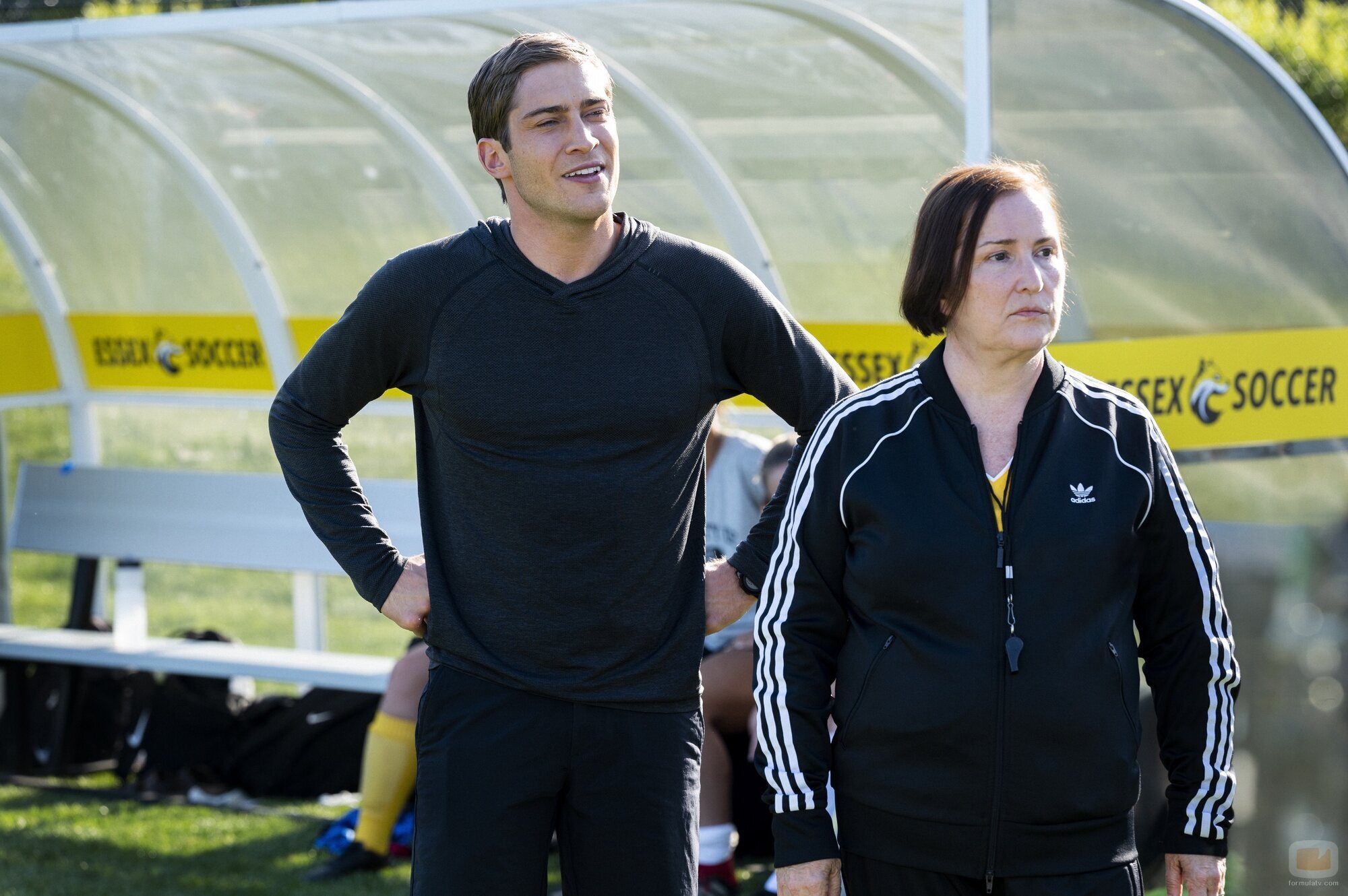 Stephen Guarino en 1x01 'Bienvenidos a la Universidad de Essex' de 'La vida sexual de las universitarias'