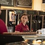 Pauline Chalamet en el 1x01 de 'The Sex Lives of College Girls'