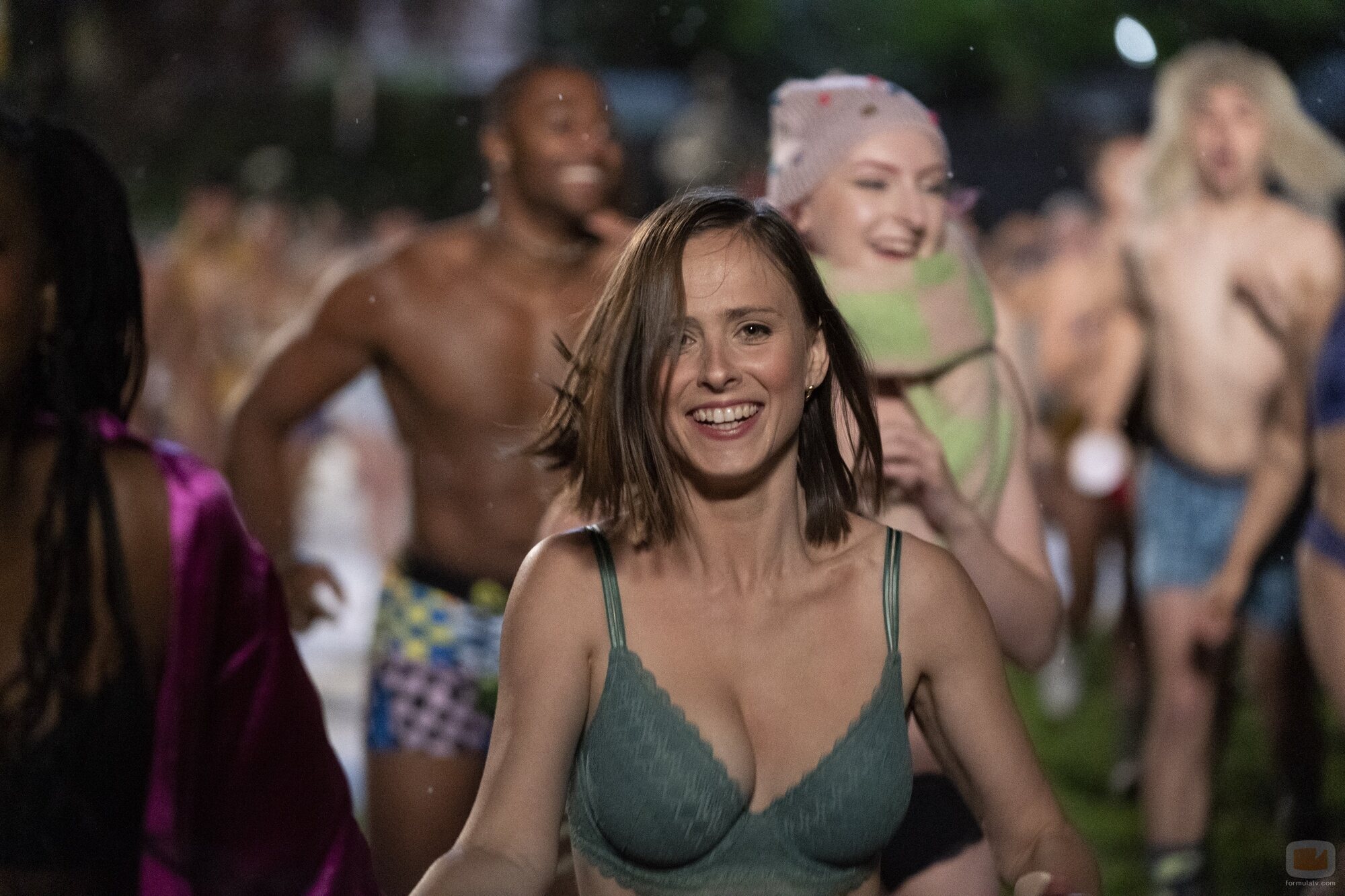 Pauline Chalamet en Capítulo 1 titulado 'Se acerca el invierno' de 'La vida sexual de las universitarias'