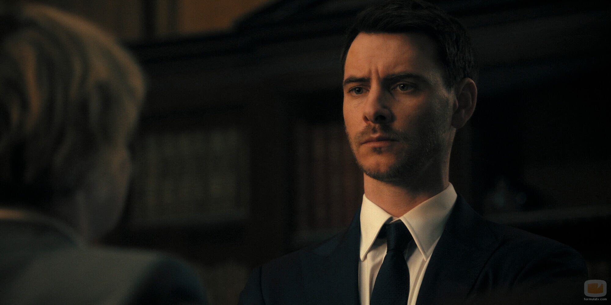 Harry Lloyd en 1x04 'El Kaplar' de 'Prime Target'